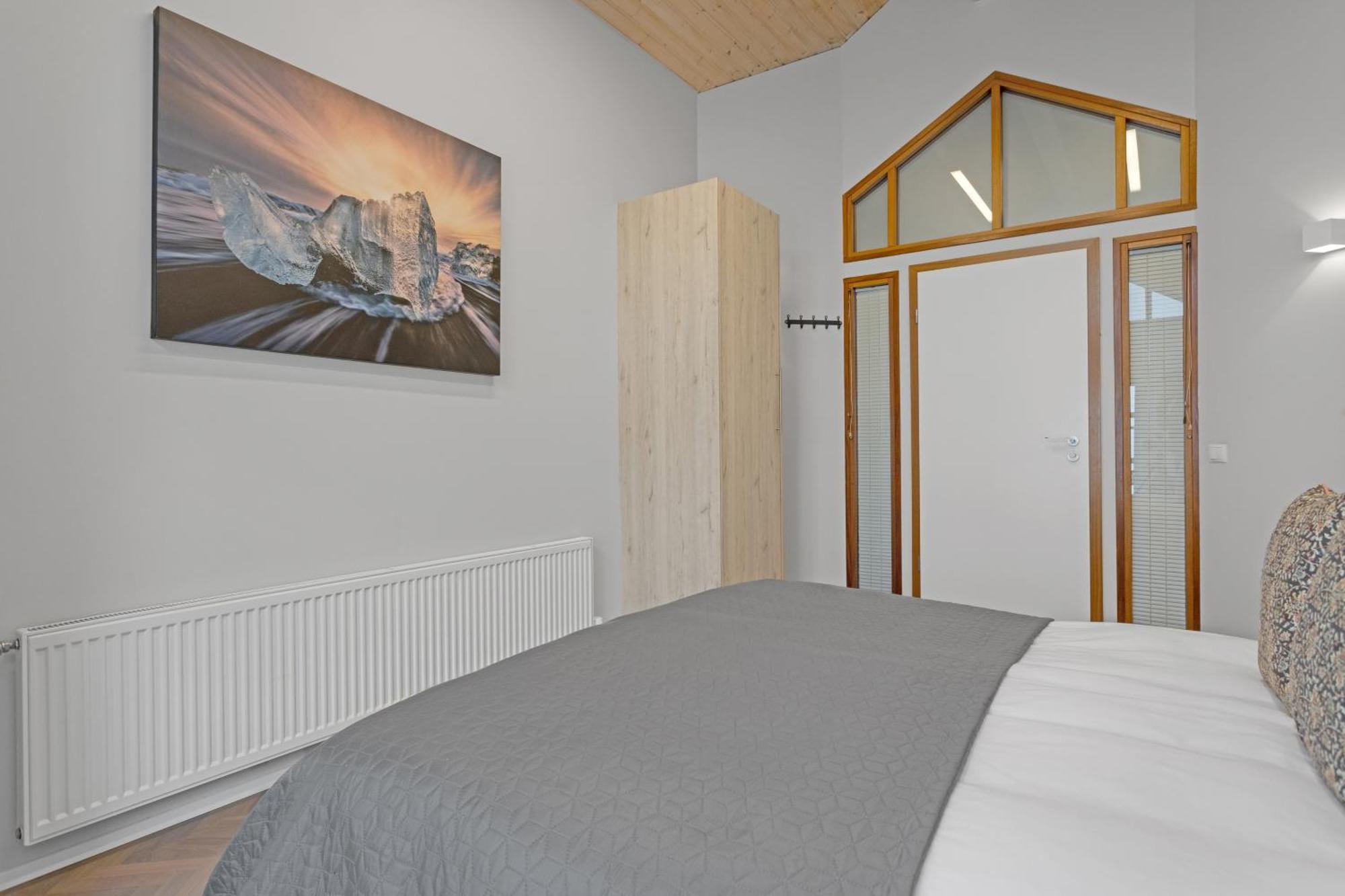 Thorsplan Luxury Apartment ฮาฟนาร์ฟโยร์ดัวร์ ภายนอก รูปภาพ